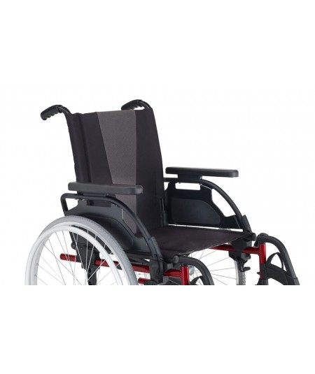 Silla de ruedas plegable y ligera de aluminio breezy style de sunrise